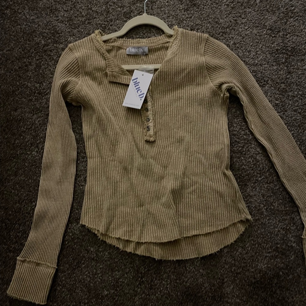 Long sleeve waffle shirt